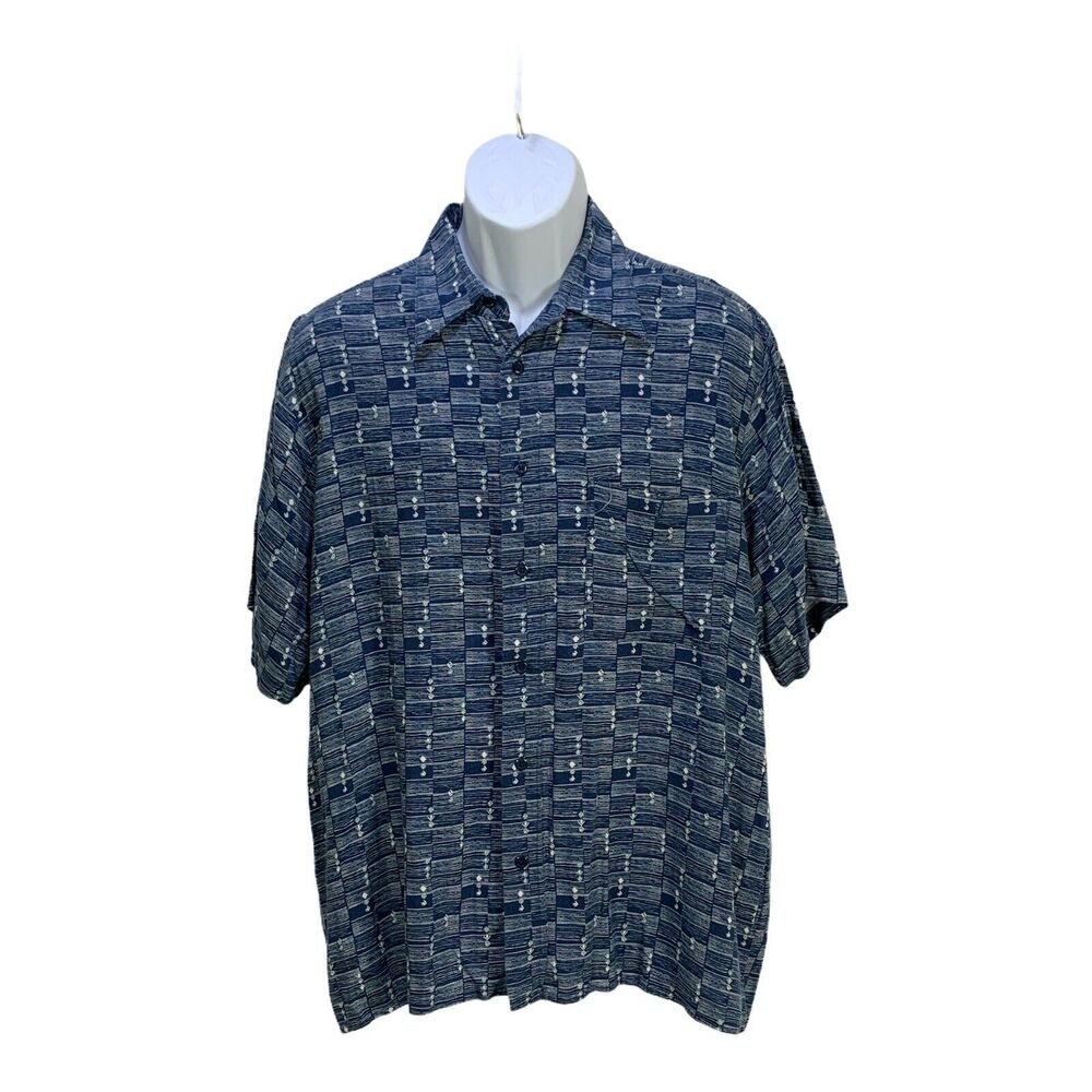 Manhattan Men's Button Down Casual Shirt Size Large Short Sleeve Lightweight